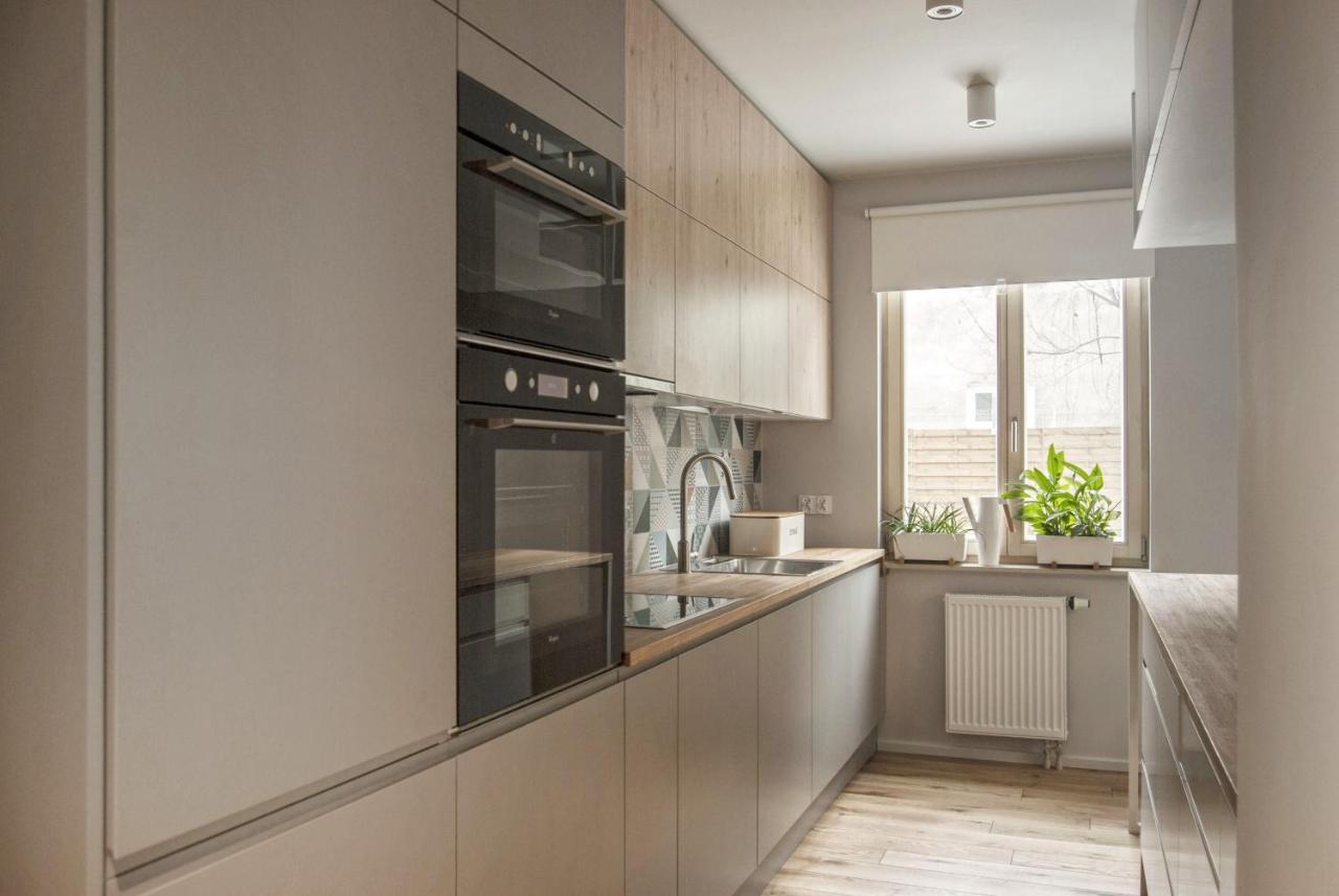 Charming Apartment With Garden, Only 1 Km To Wawel Castle By Noclegi Renters Krakau Exterior foto