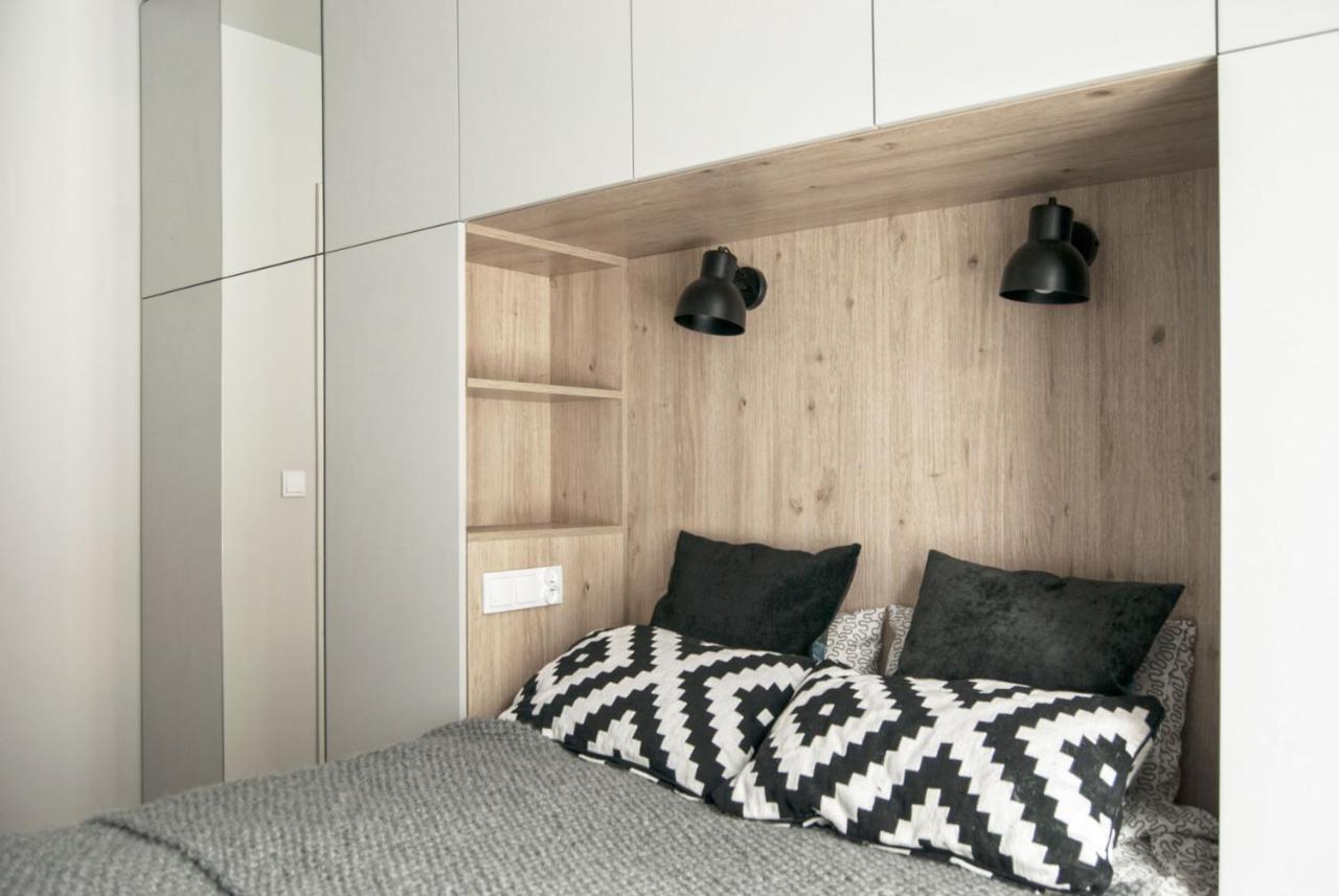 Charming Apartment With Garden, Only 1 Km To Wawel Castle By Noclegi Renters Krakau Exterior foto